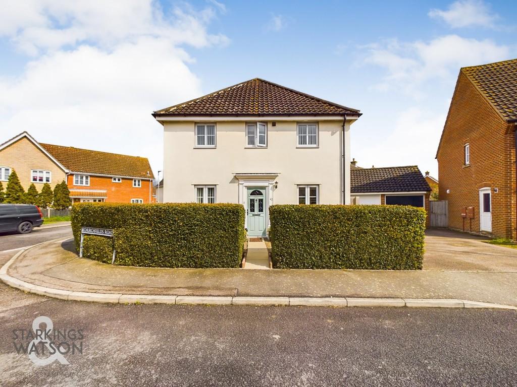 Churchfields Road, Long Stratton... 3 bed detached house £300,000