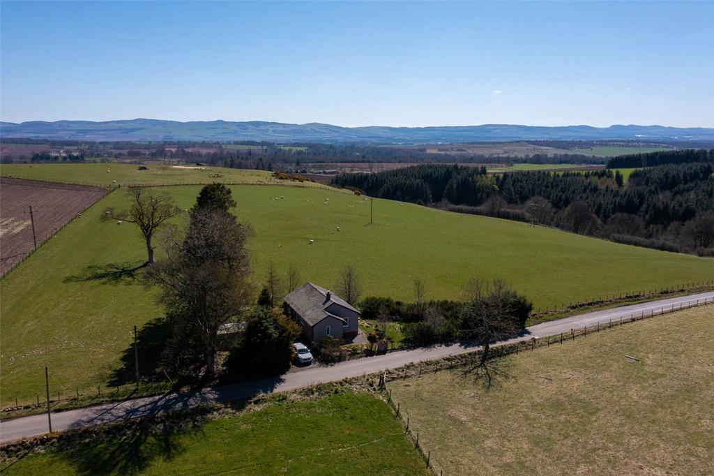 South Cothelhill Cottage, Lintrathen... 2 bed detached bungalow £175,000