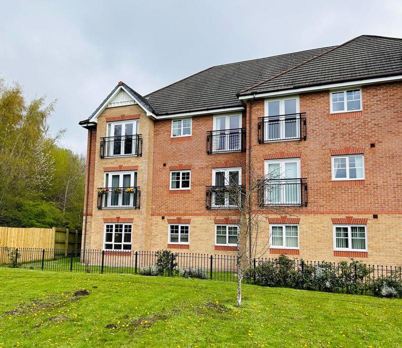 Lamberton Drive, Brymbo, Wrexham 2 bed apartment £120,000