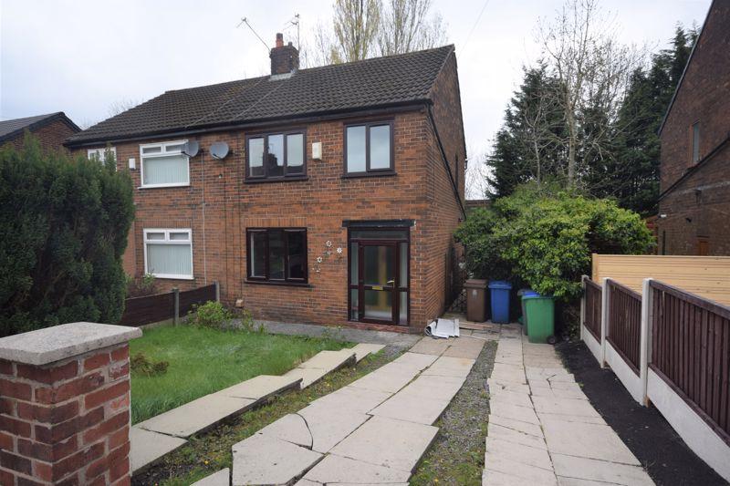 Dunlop Avenue, Rochdale OL11 2NG 3 bed semidetached house for sale £