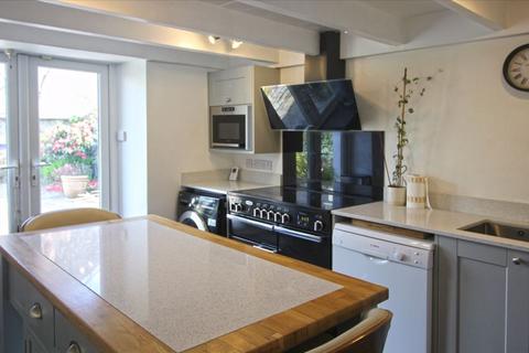 10 Fore Street, Tregony, Truro, TR2 5RN