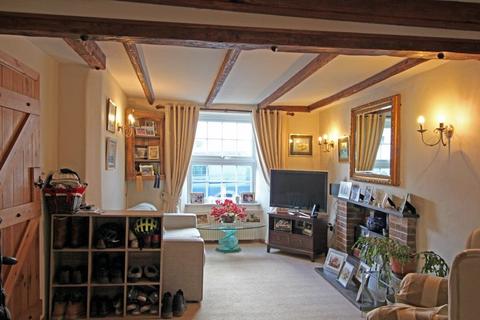 10 Fore Street, Tregony, Truro, TR2 5RN