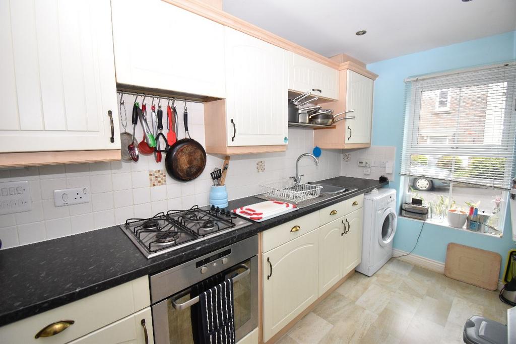 Broadpark, Okehampton 3 bed end of terrace house - £240,000