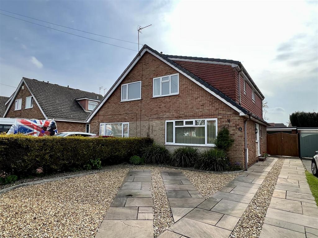 Hawling Road, Market Weighton, York 3 bed semidetached house for sale