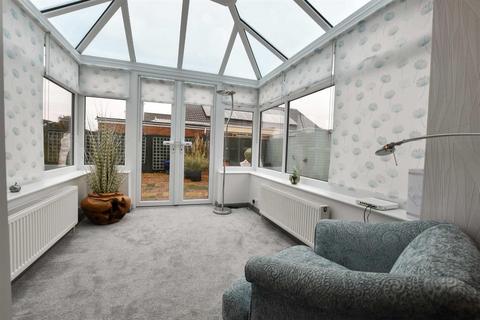 12 Ashgate Road, Willerby, Hull, HU10 6HN