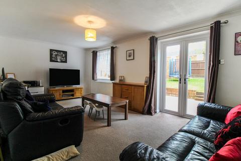24 Kirton Close, Reading, RG30 2NS