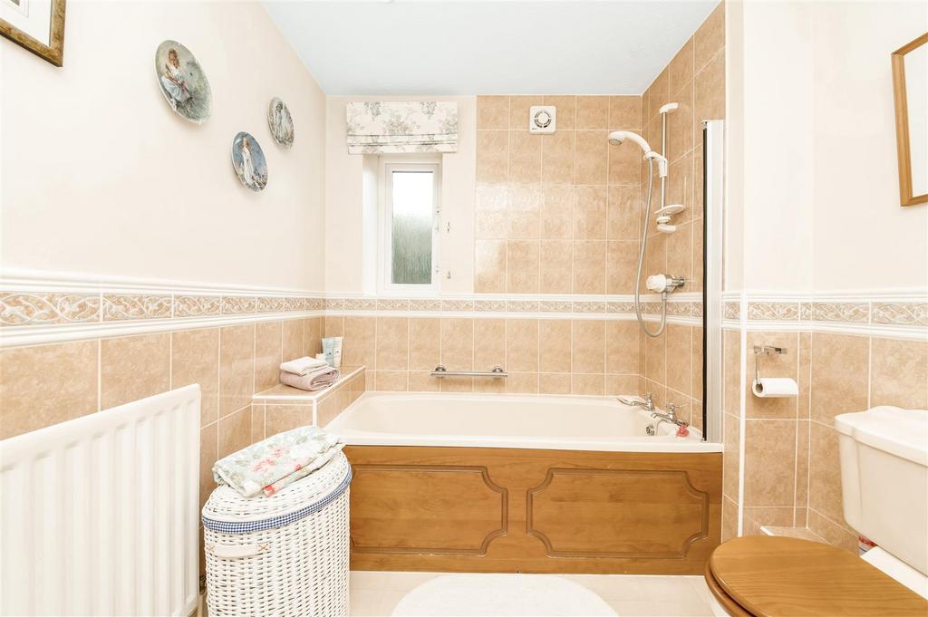 House Bathroom 2.jpg