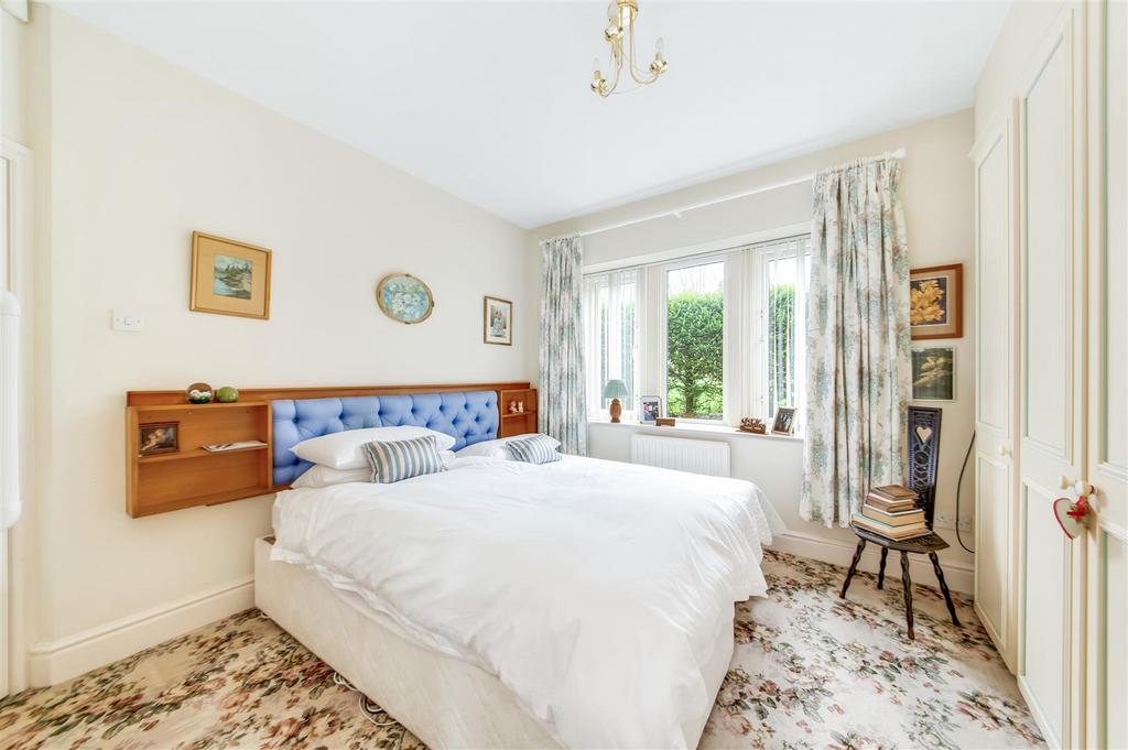 Bedroom One (2).jpg