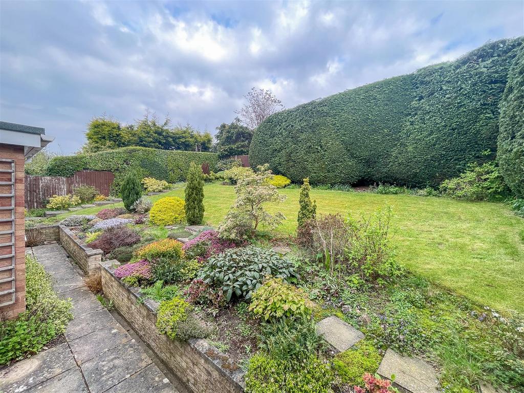 Fernhill Grove, Malvern 4 bed detached house for sale - £395,000