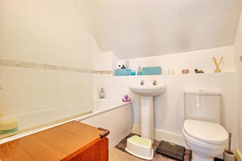 3 Aspinalls Yard, Willingham, Cambridge, CB24 5AN