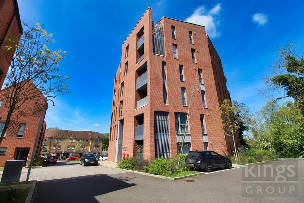 Repton Road, Hertford 1 bed flat for sale £240,000