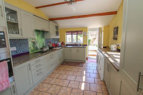 4 bedroom terraced house for sale - St Edmunds Avenue, Hunstanton, PE36