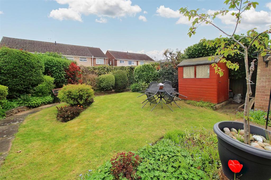 Garsdale Drive, Silverdale, Nottingham 3 bed detached house for sale £290,000