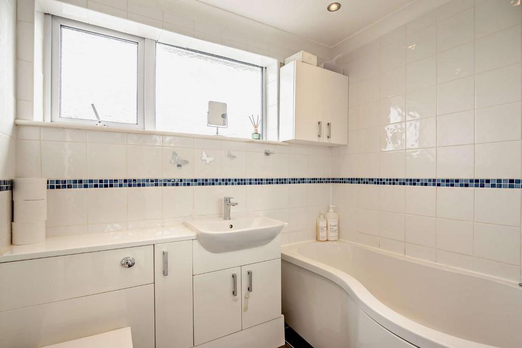 8550059-interior15-800.jpg