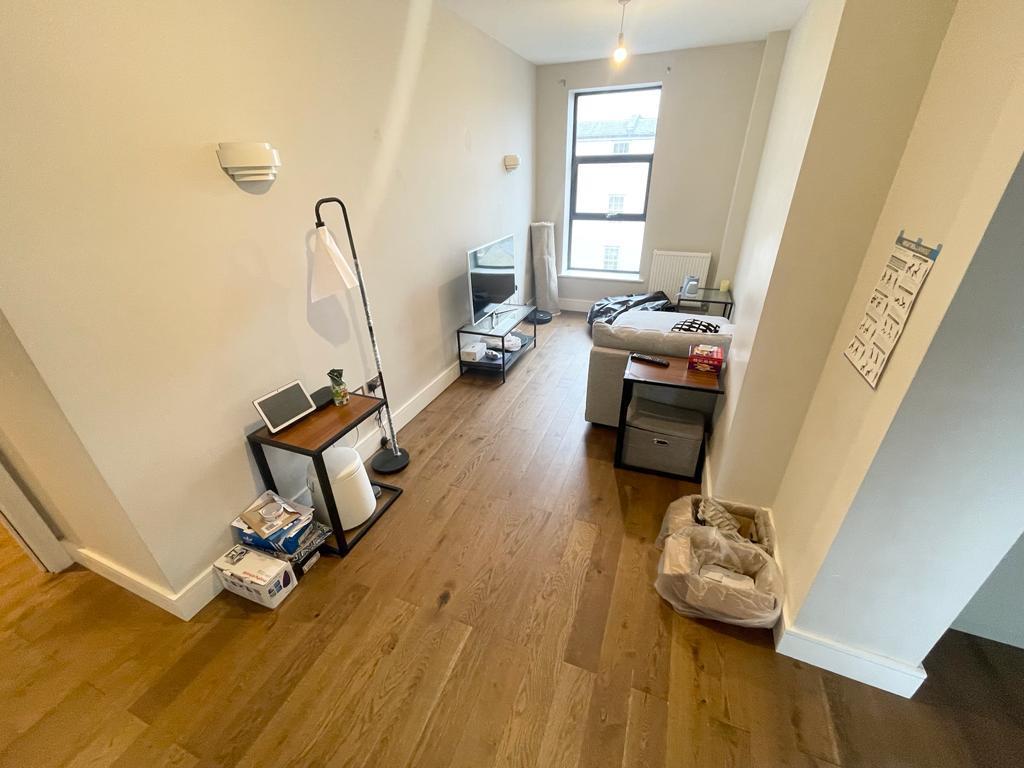 Park Road, Gloucester 2 bed apartment £159,950