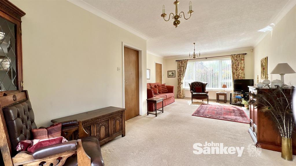 Eastlands Lane, Church Warsop 3 bed detached house for sale £275,000