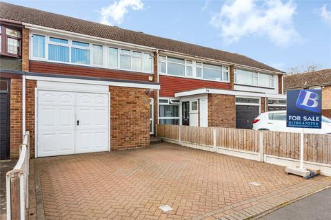 3 bedroom terraced house for sale - Tangmere Crescent, Hornchurch, RM12