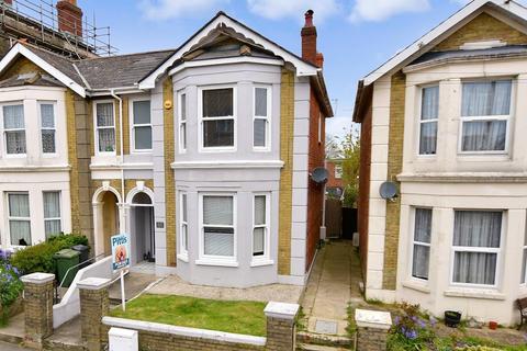 3 bedroom semi-detached house for sale - Atherley Road, Shanklin, Isle of Wight