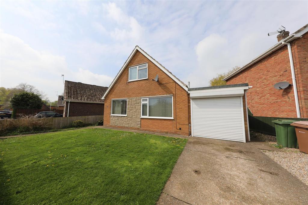 Bellsgarth Road, Burton Pidsea, Hull 3 bed detached bungalow for sale