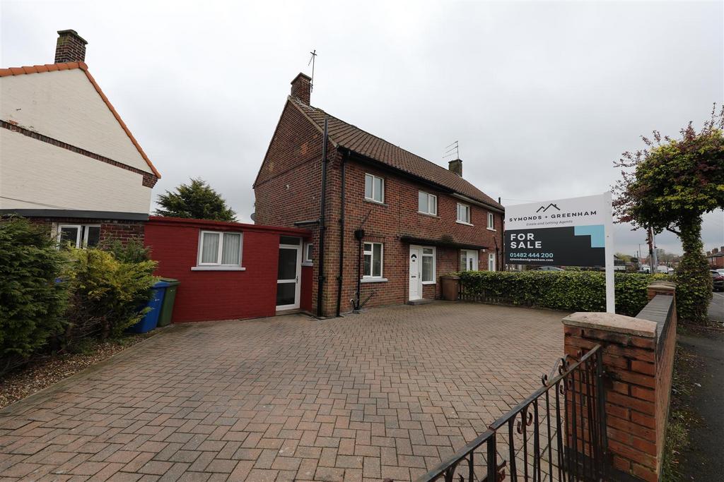 Thompson Avenue, Beverley 3 bed semidetached house for sale £185,000