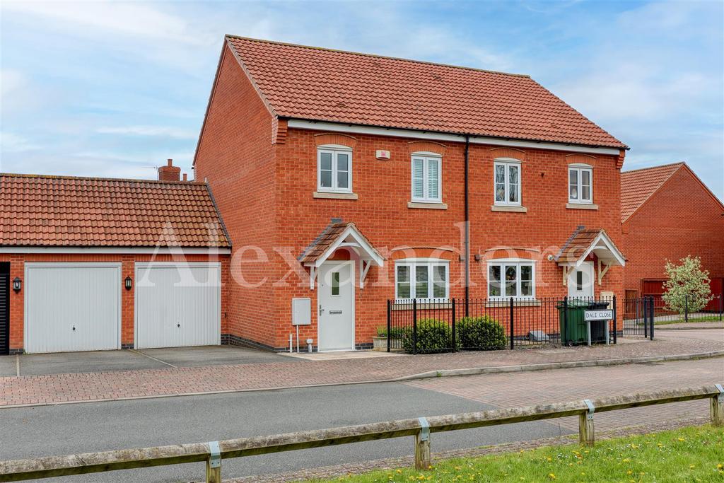 Dale Close, Anstey, Leicester 3 bed semidetached house for sale £274,000