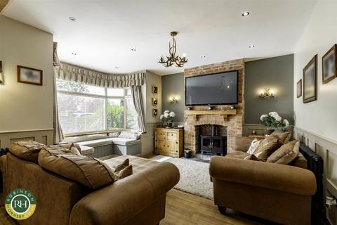 4 bedroom semi-detached house for sale - Melton Road, Sprotbrough, Doncaster