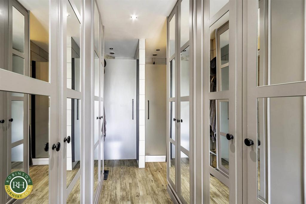 Dressing area