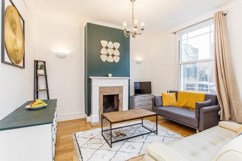 32 Dunelm Street, London, E1 0QQ