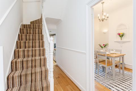 32 Dunelm Street, London, E1 0QQ