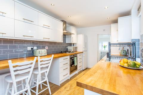 32 Dunelm Street, London, E1 0QQ