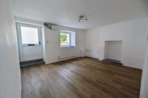 2 bedroom terraced house to rent, Rockwell Green