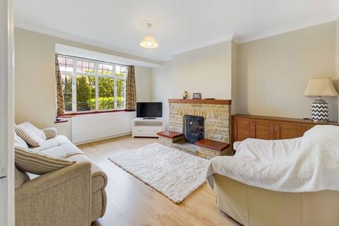 15 Bryanstone Grove, Guildford, GU2 9UL
