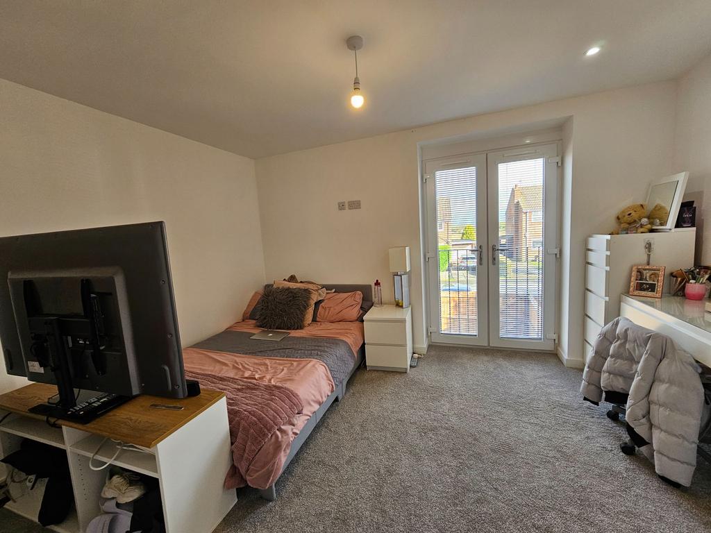 Second bedroom