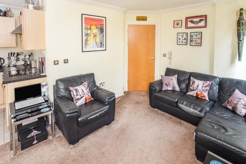 2 bedroom flat for sale, Chatsworth House, Lever Street, Northern Quarter, Manchester, M1