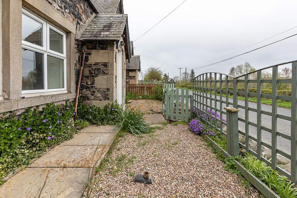 2 Burnbrae Farm Cottages, Nenthorn, Kelso, Nenthorn TD5 7RY 3 bed semi