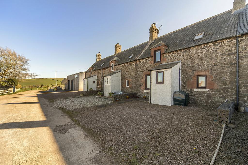 3 Townhead Cottages, Cockburnspath, TD13 5YR 2 bed cottage for sale £