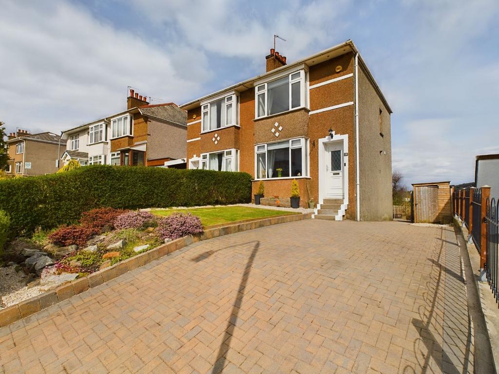 Stamperland Gardens, Clarkston G76 2 bed semidetached house for sale