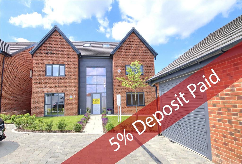 5 bedroom detached house for sale