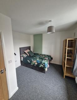 1 bedroom in a house share to rent - Romany Road - UFR