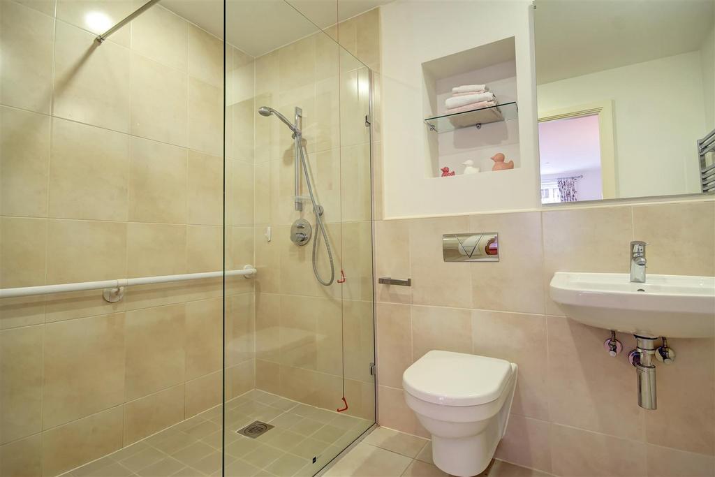Ensuite