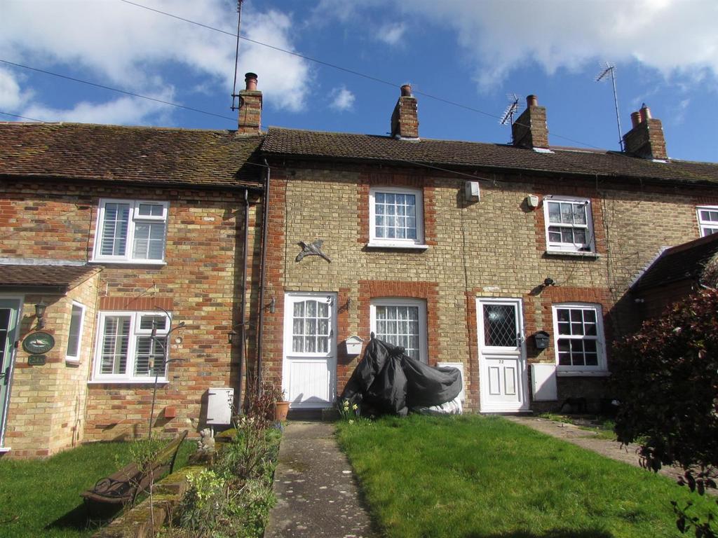 The Lane, Tebworth 2 bed terraced house £264,500