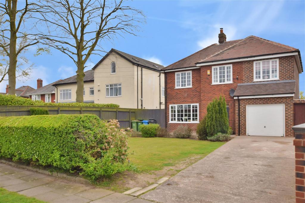 Upton Lane, Farnworth, Widnes 5 bed detached house for sale £620,000