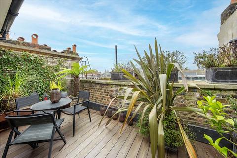 3 bedroom apartment for sale, Ennismore Gardens, London, SW7