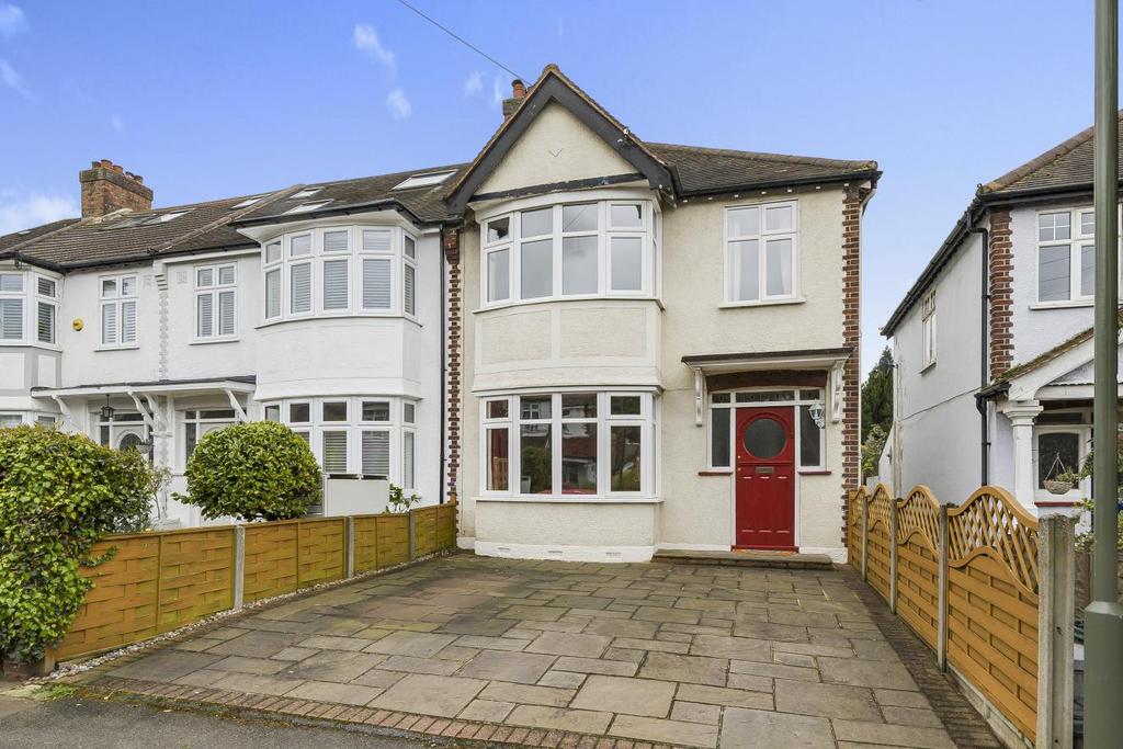 Merlin Grove, Beckenham 3 bed end of terrace house £700,000