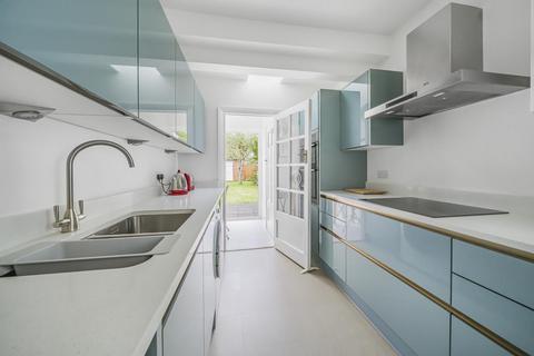 50 Merlin Grove, Beckenham, BR3 3HU