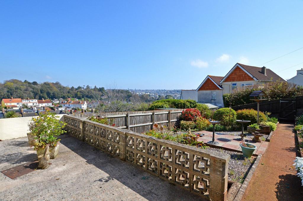 Torquay TQ2 4 bed end of terrace house for sale £350,000