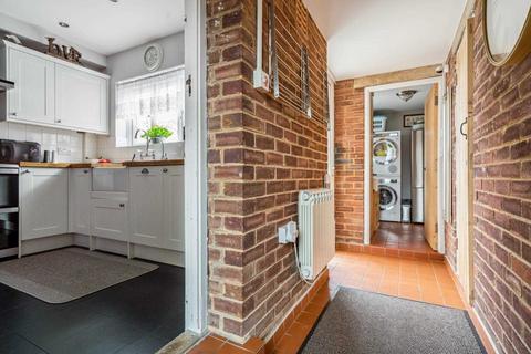 43 Highwood Avenue, Bushey, WD23 2AL