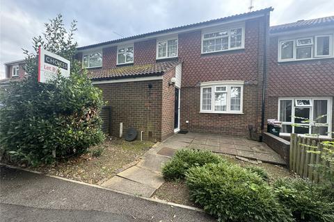 3 bedroom terraced house to rent, Stoneycroft Walk, Ifield, Crawley, West Sussex, RH11