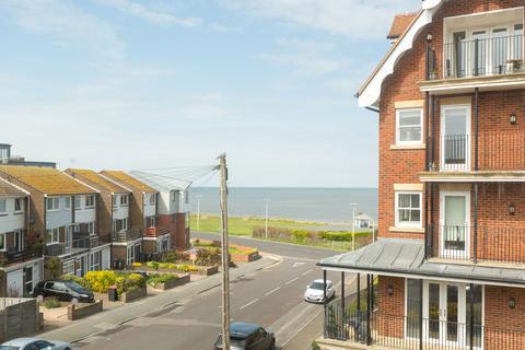 3 bedroom penthouse for sale - St. Mildreds Road, Westgate-On-Sea, CT8