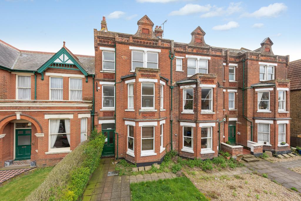 Beltinge Road, Herne Bay, Kent 1 bed flat £159,950